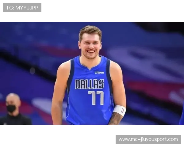 东契奇远投突破，独行侠攻防转换高效