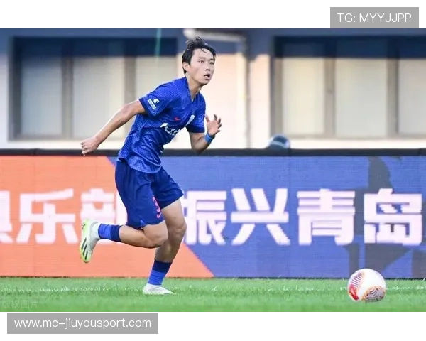 上海申花拉唐边路突破助攻，展现强劲实力